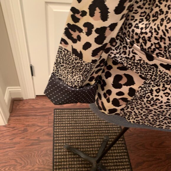 Blazer by Isle Apparell, Made in Turkey, Medium, great condition - Picture 2 of 6